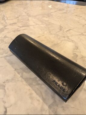Prada VPR 10G Eyewear Glasses & Black Leather  Case